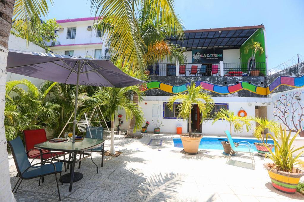 Ikaro Suites Colonial Cancún Eksteriør bilde